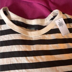 Old Navy Classic Black and White Striped Shirt NWT